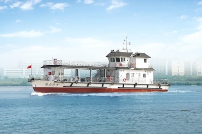 服务珠江绿色发展丨江龙船艇承建35.5米柴电环保抽污船成功试航